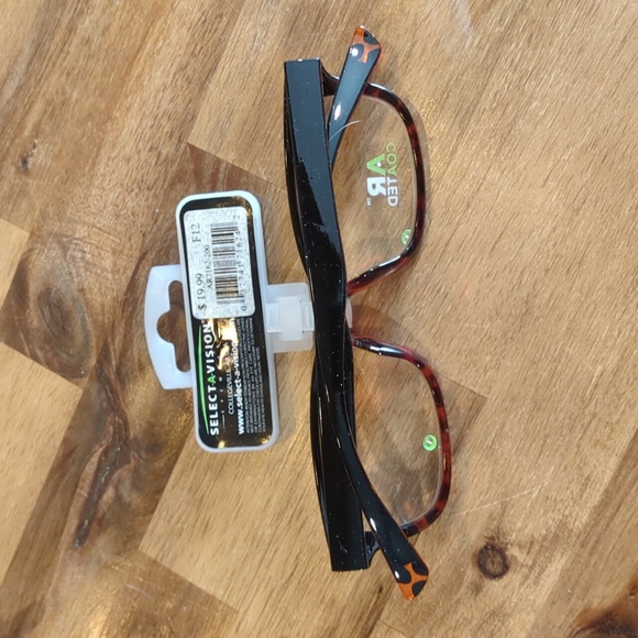 NWT Optitek Hi-Tech readers +2.00 - Picture 13 of 13